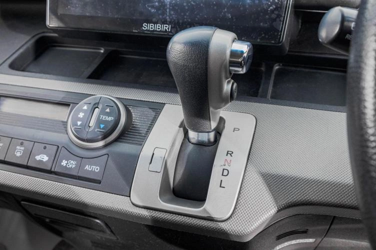 Honda Freed 19 из 27