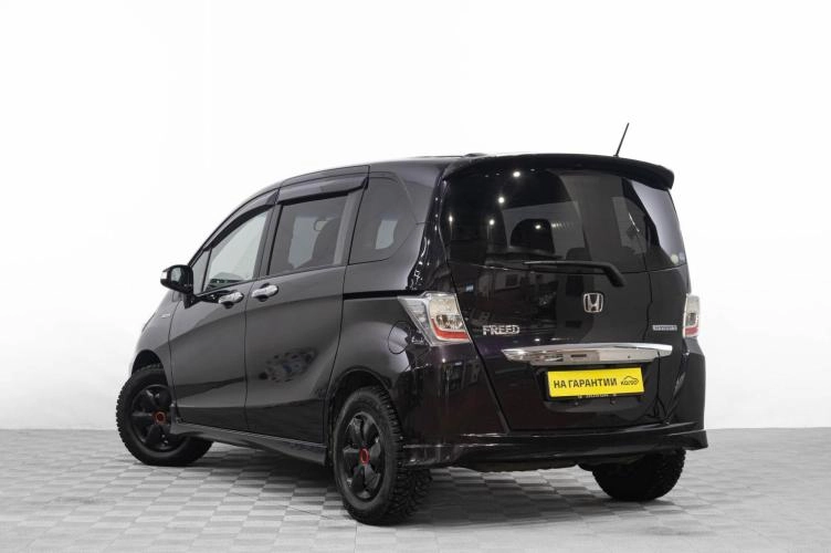 Honda Freed 6 из 6