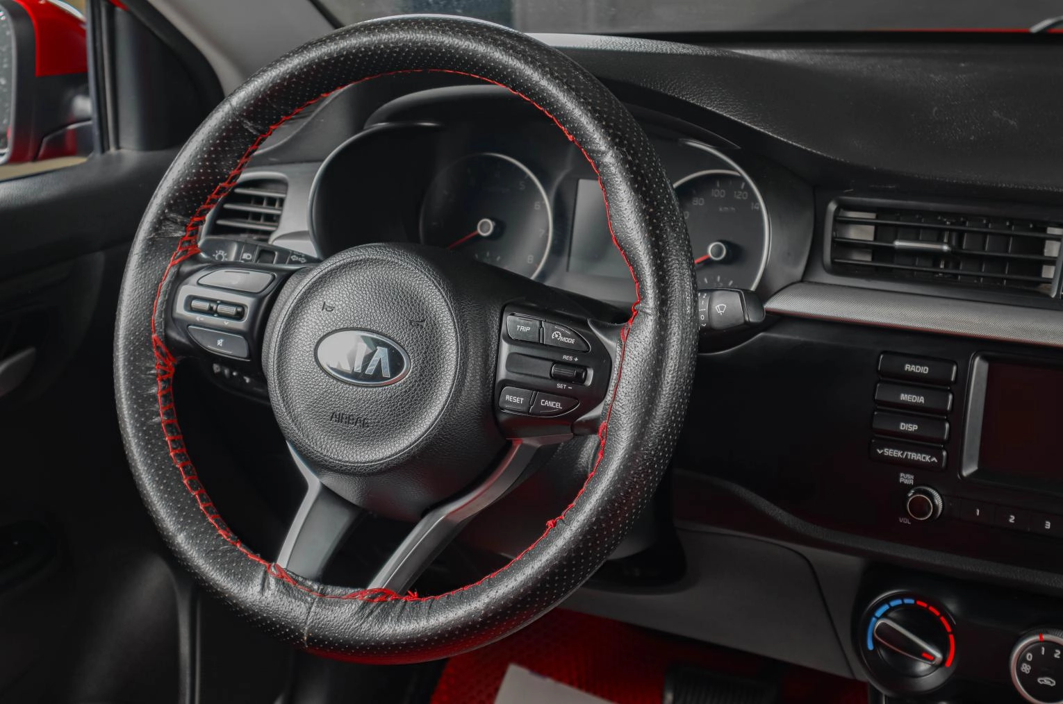 KIA Rio 11 из 18