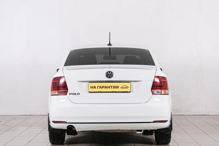 Volkswagen Polo 5 из 6