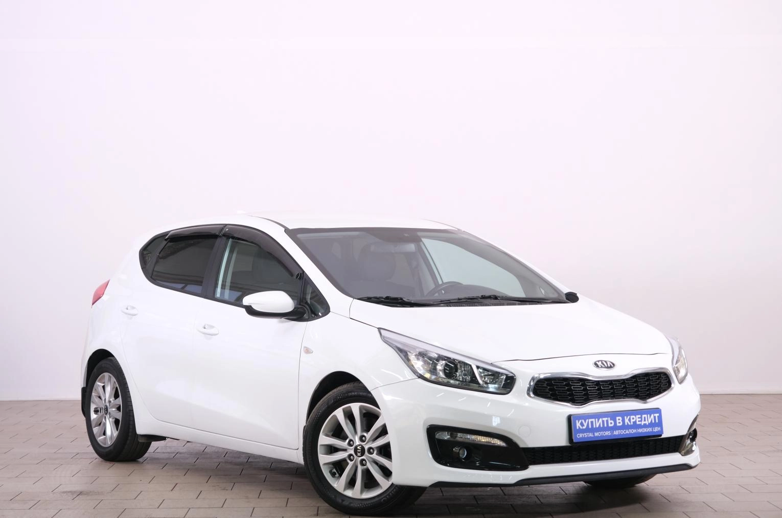 KIA cee'd 1 из 22