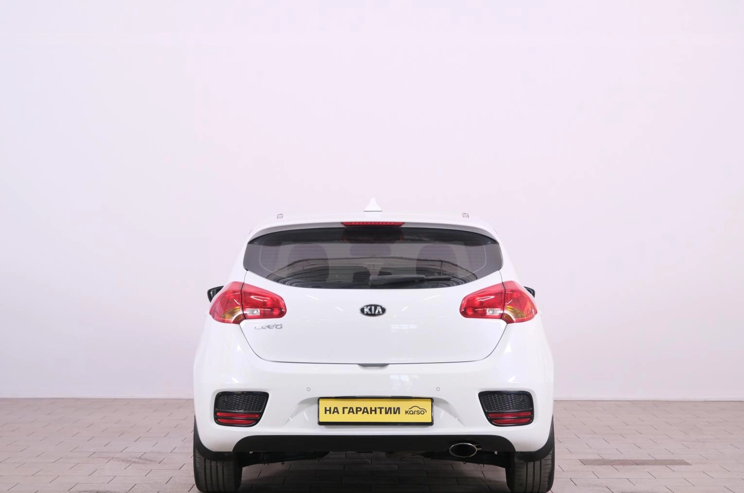 KIA cee'd 5 из 22