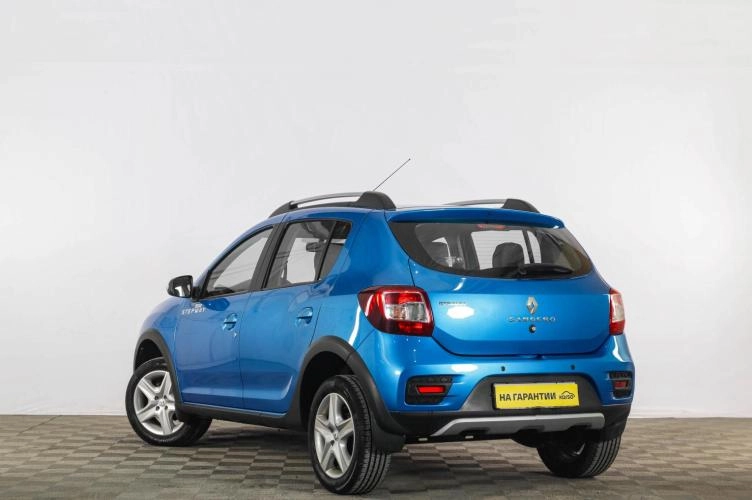 Renault Sandero Stepway 4 из 6
