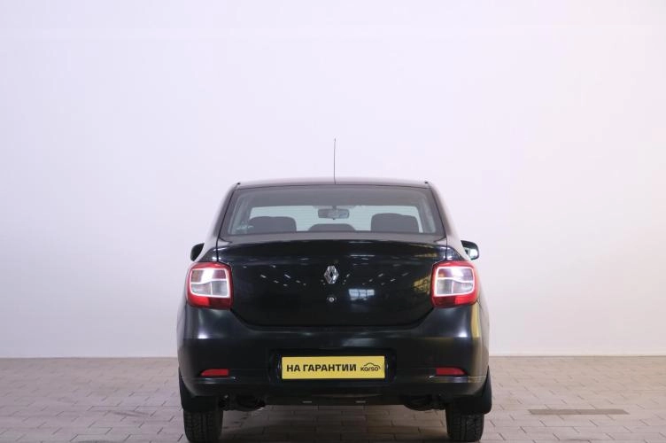 Renault Logan 5 из 6