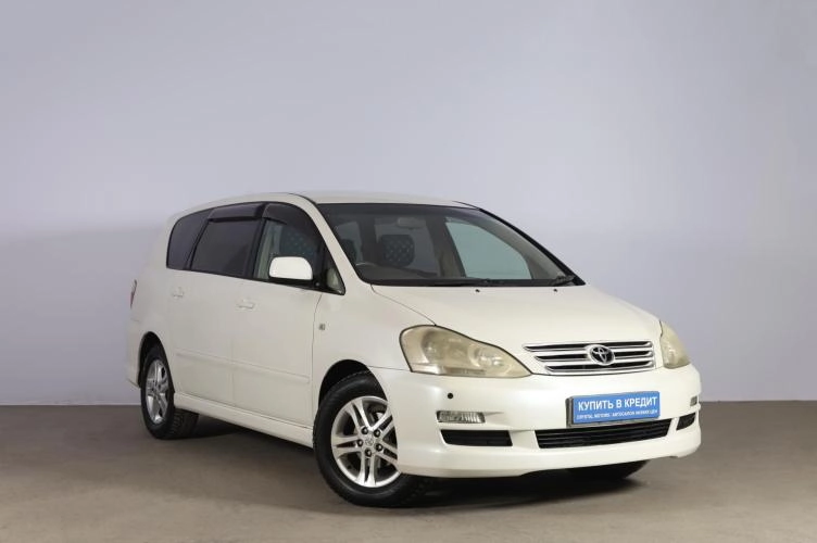 Toyota Ipsum 1 из 6