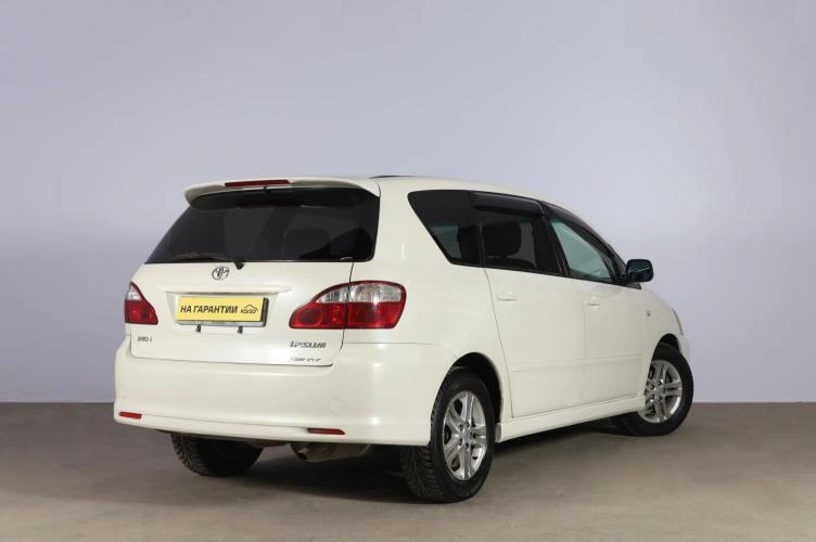 Toyota Ipsum 6 из 6
