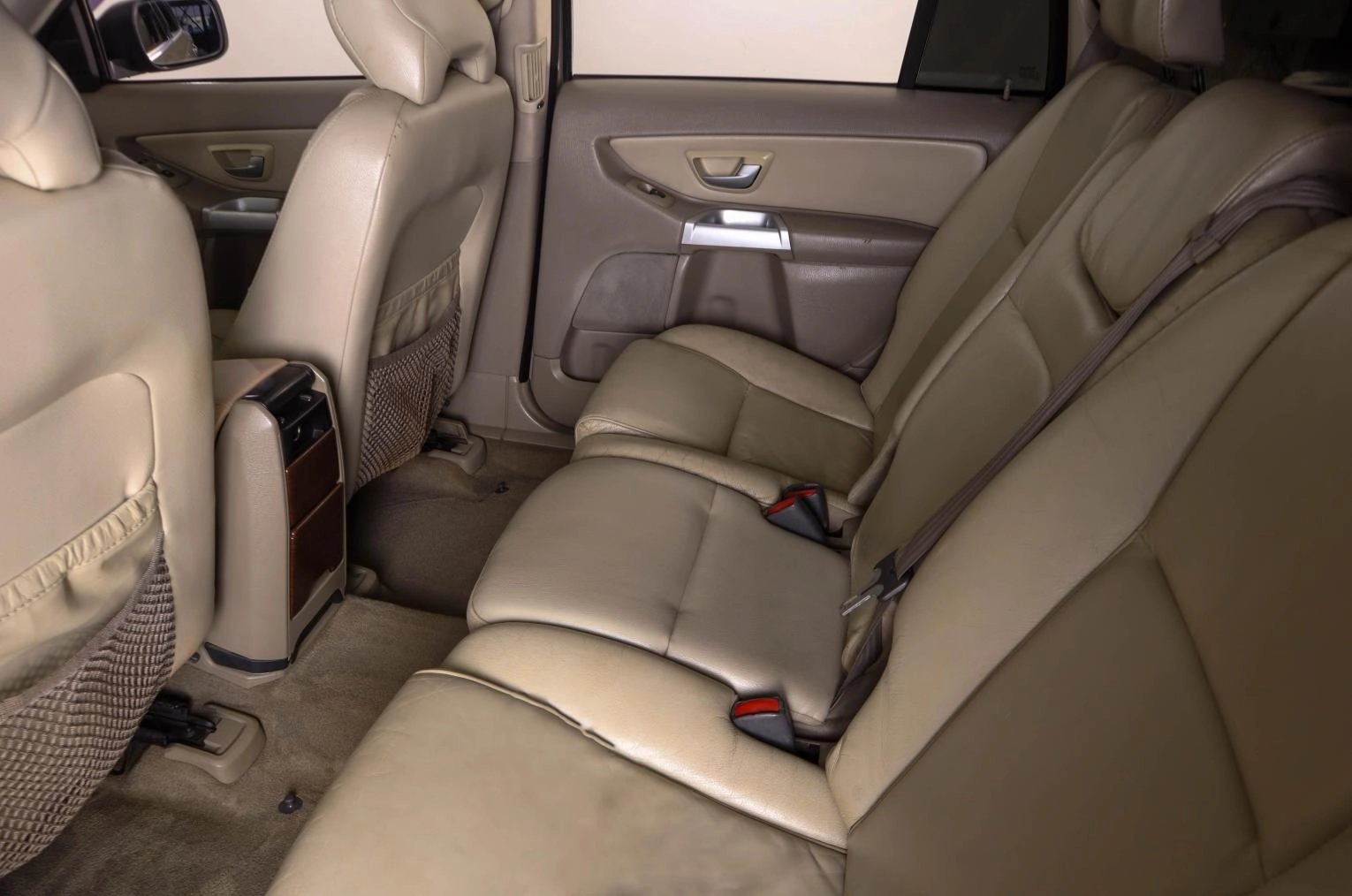 Volvo XC90 9 из 22