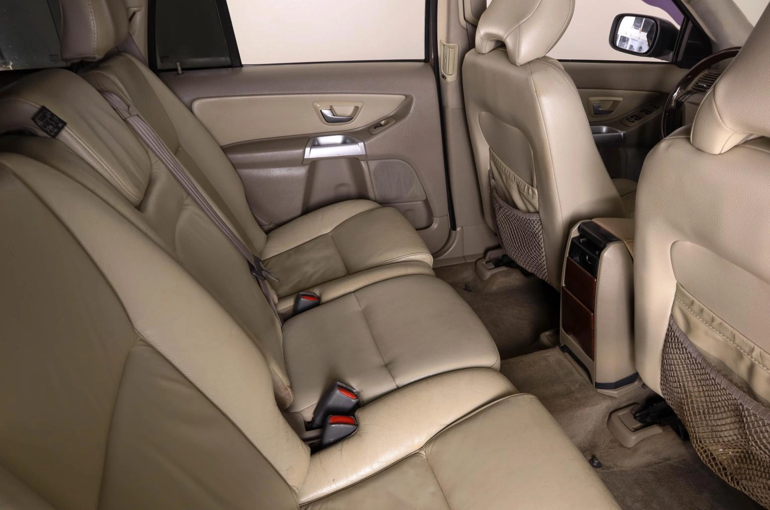 Volvo XC90 10 из 22