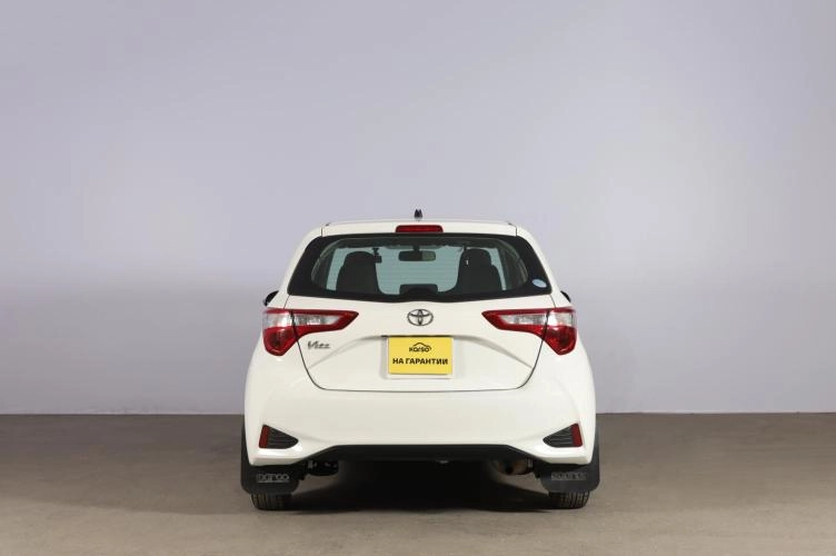 Toyota Vitz 5 из 6