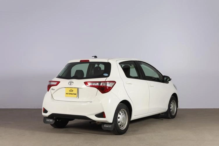 Toyota Vitz 6 из 6