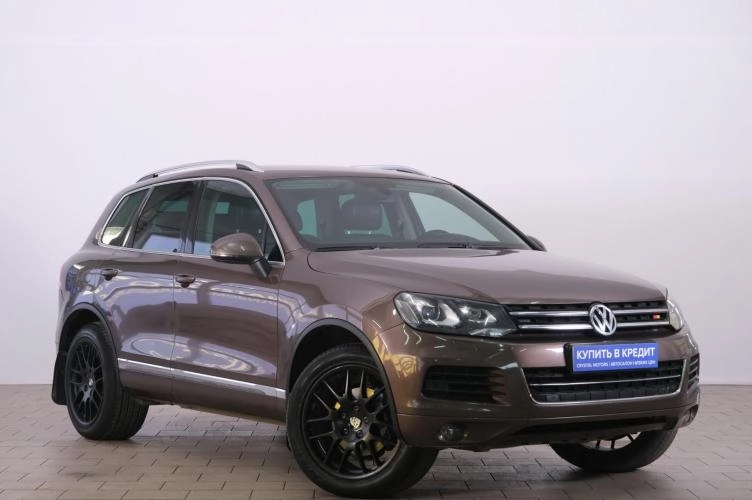 Volkswagen Touareg 1 из 6