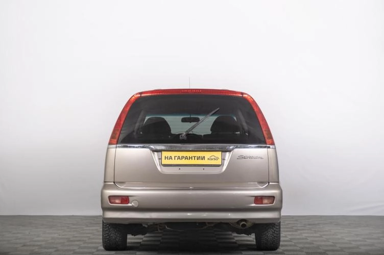 Honda Stream 4 из 6