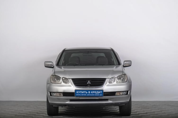 Mitsubishi Airtrek 3 из 6