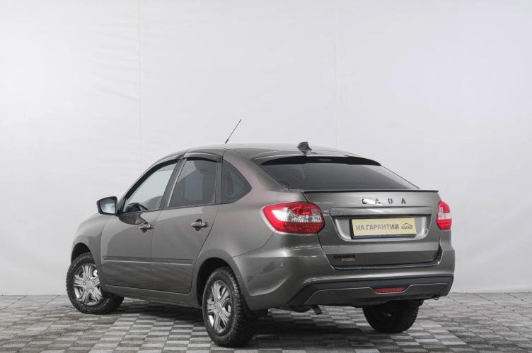 ВАЗ (LADA) Granta 4 из 6