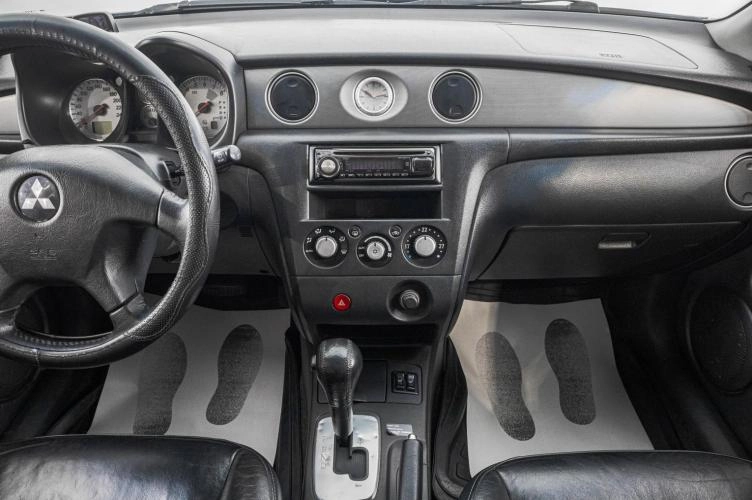 Mitsubishi Outlander 15 из 25
