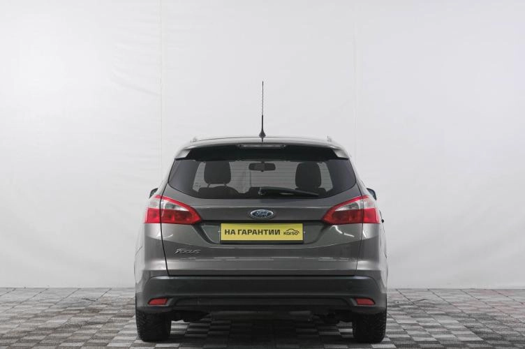 Ford Focus 5 из 6