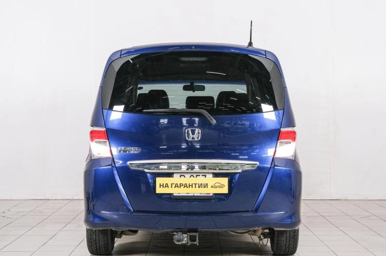Honda Freed 5 из 6