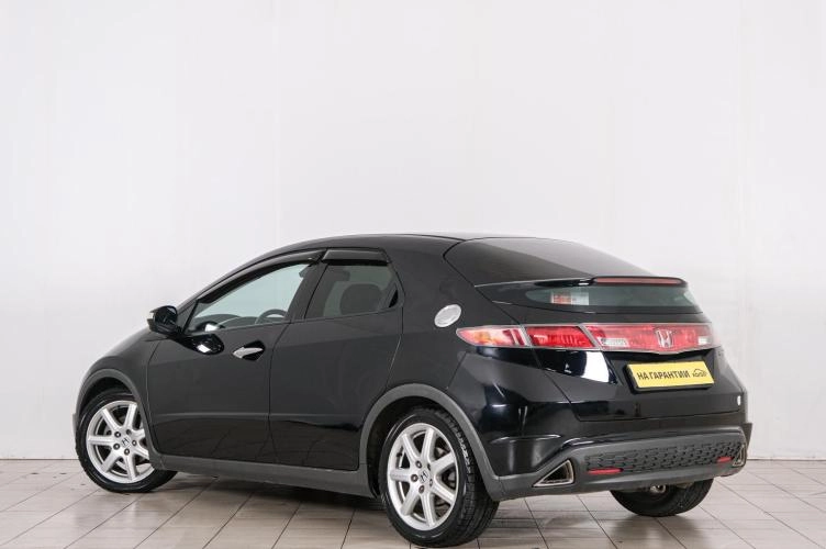 Honda Civic 4 из 6