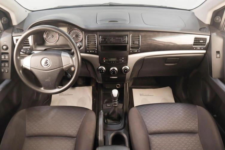 SsangYong Actyon 9 из 16