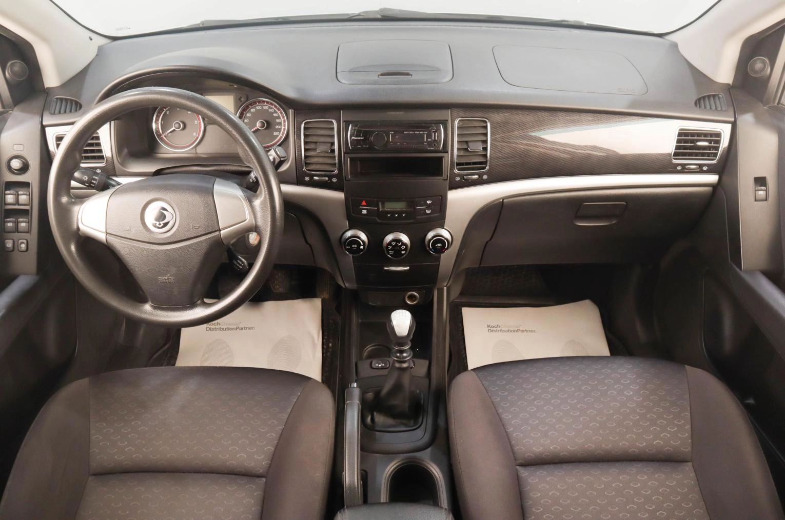 SsangYong Actyon 9 из 16