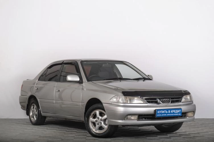 Toyota Carina 1 из 6