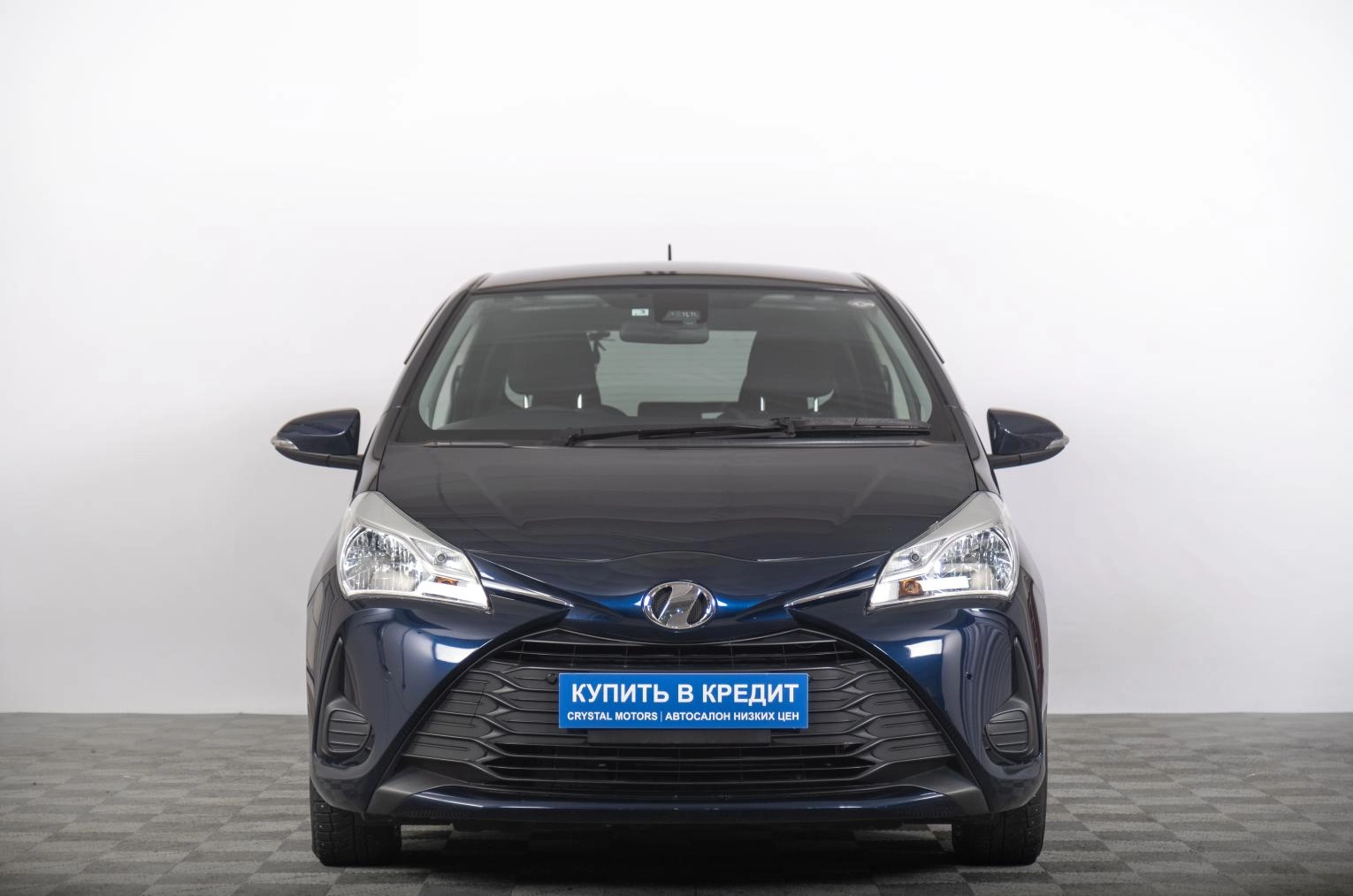 Toyota Vitz 3 из 18