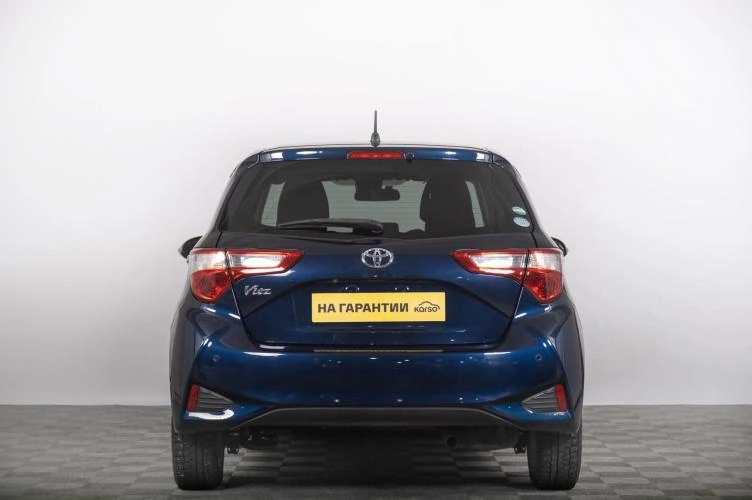 Toyota Vitz 4 из 6