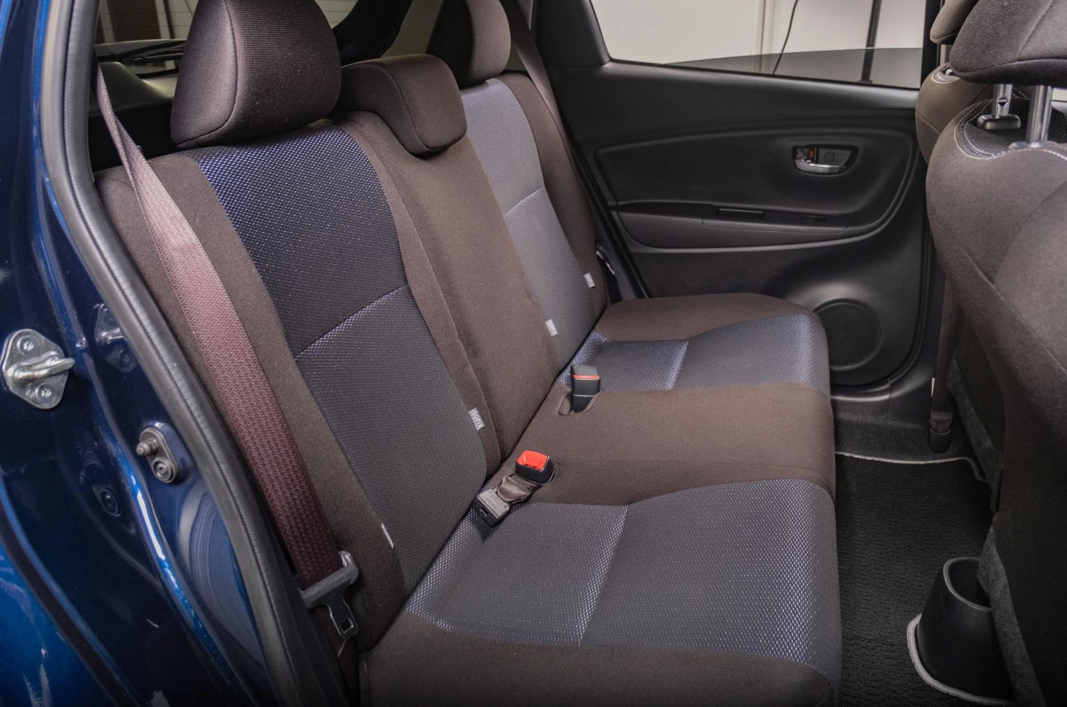 Toyota Vitz 17 из 18