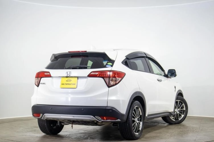Honda Vezel 4 из 6