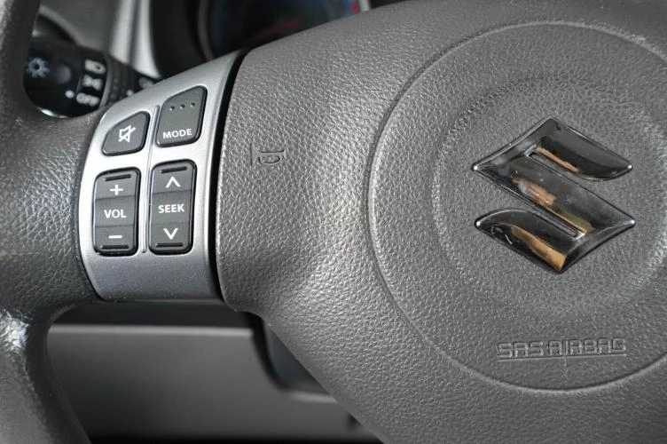 Suzuki SX4 14 из 17