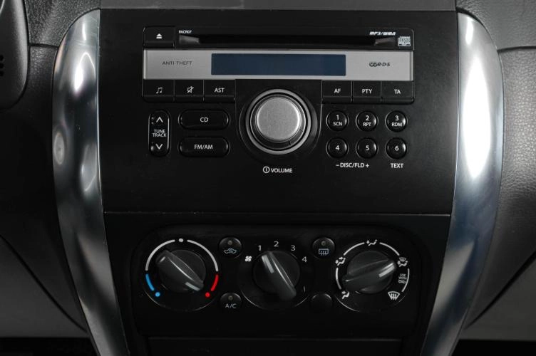 Suzuki SX4 16 из 17