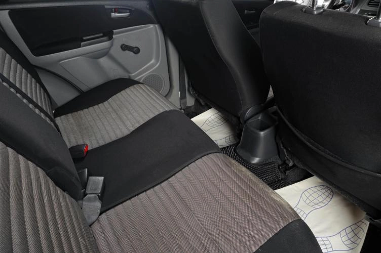 Suzuki SX4 9 из 17