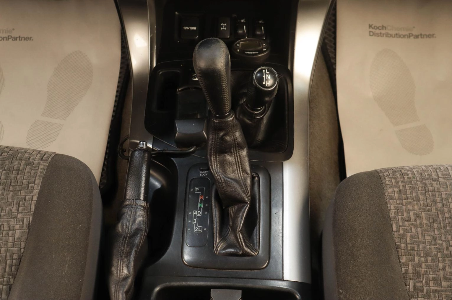 Toyota Land Cruiser Prado 14 из 16