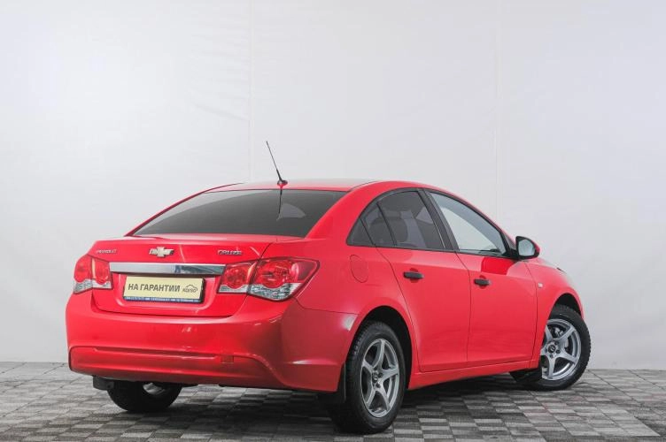Chevrolet Cruze 6 из 6
