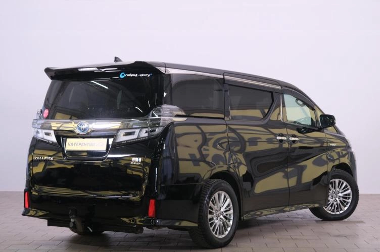 Toyota Vellfire 6 из 6