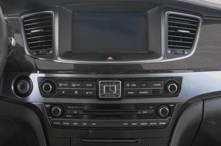 Hyundai Equus 18 из 28