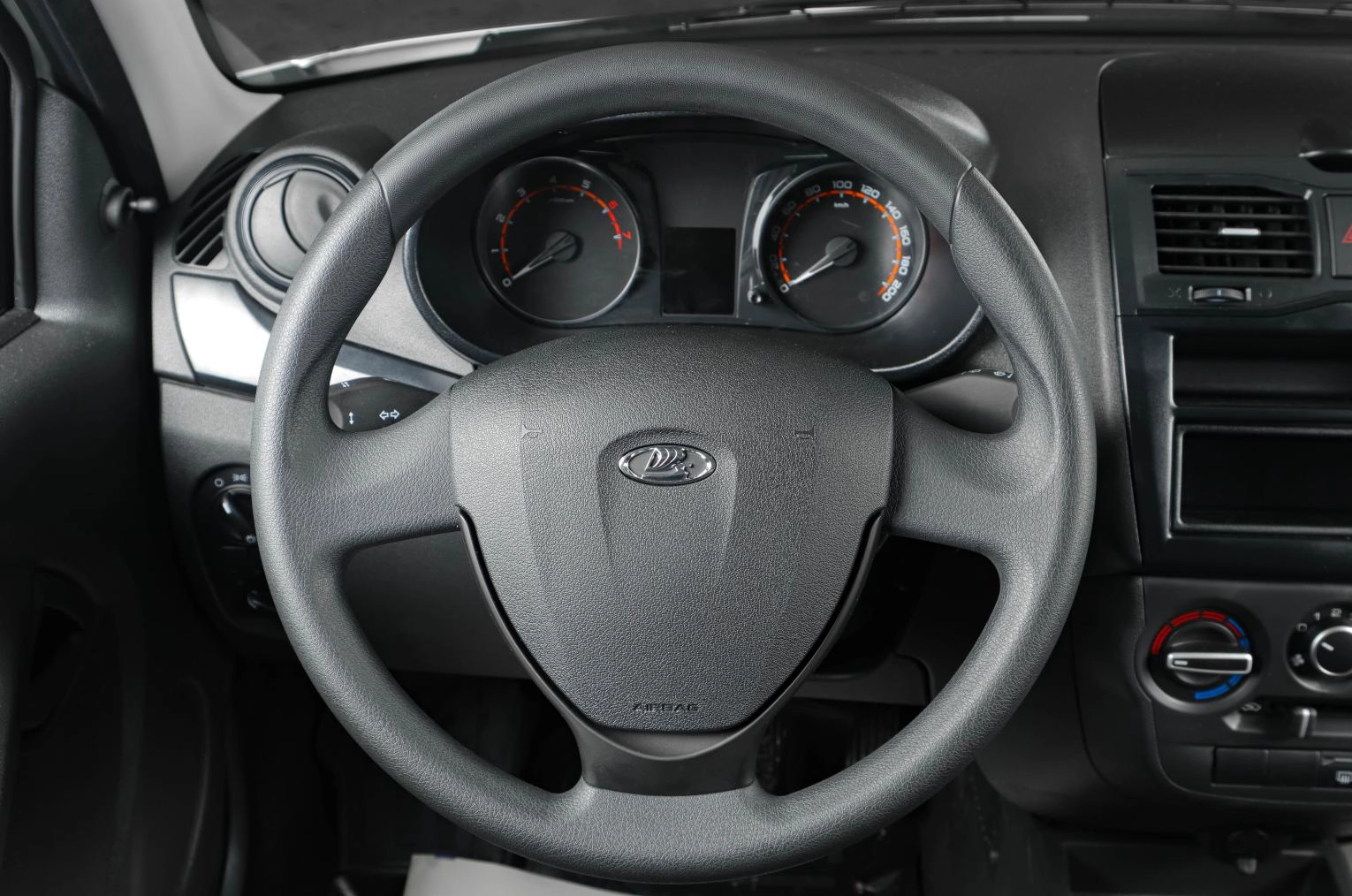 ВАЗ (LADA) Granta 13 из 17