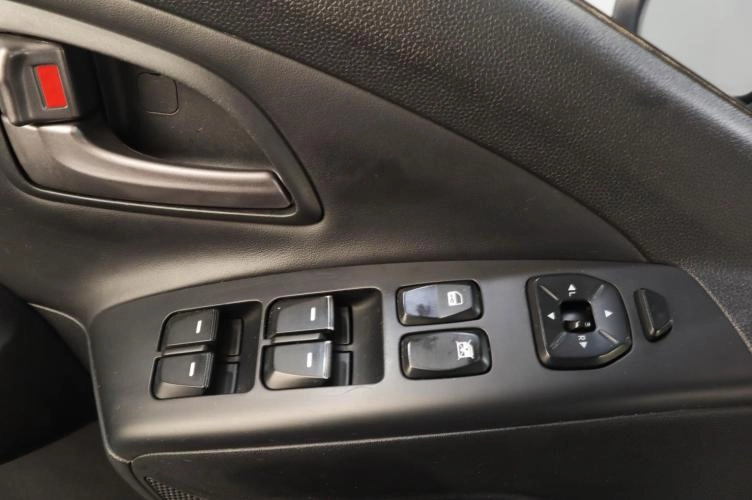 Hyundai ix35 7 из 17