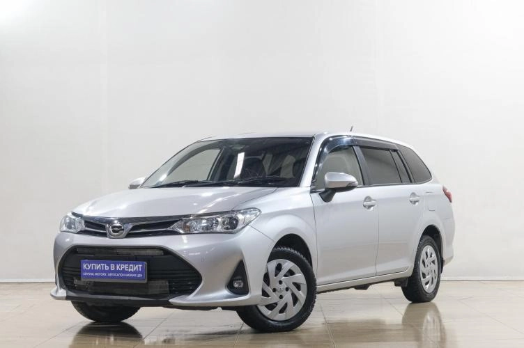 Toyota Corolla Fielder 3 из 6