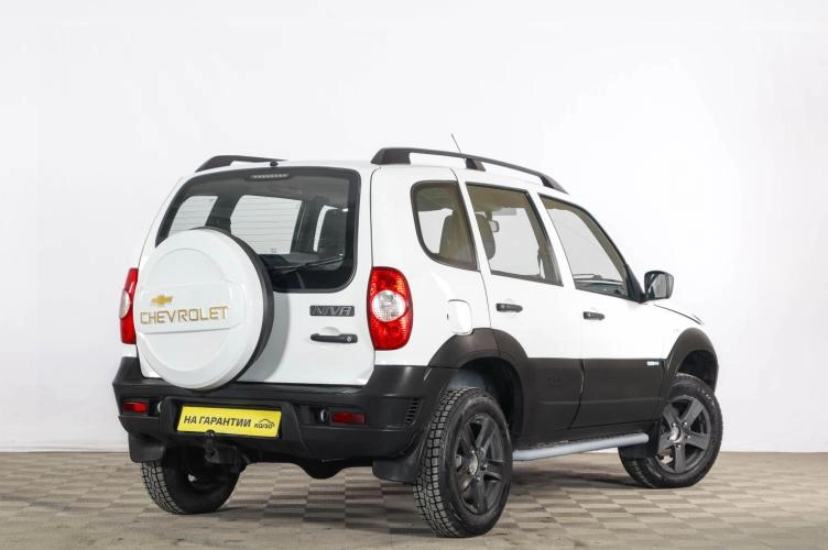 Chevrolet Niva 6 из 6