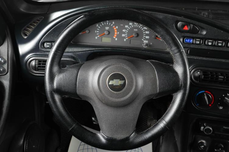 Chevrolet Niva 13 из 16