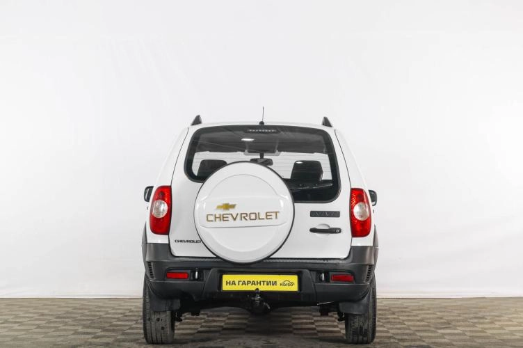Chevrolet Niva 5 из 6