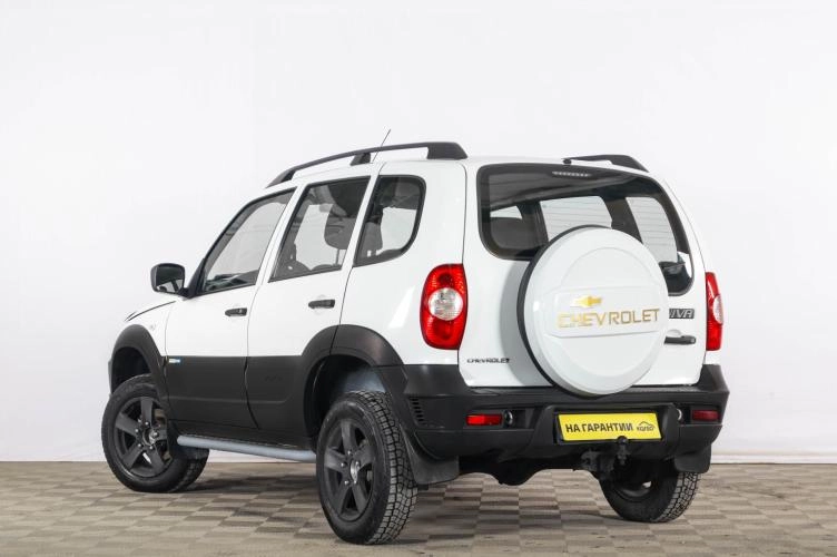 Chevrolet Niva 4 из 6