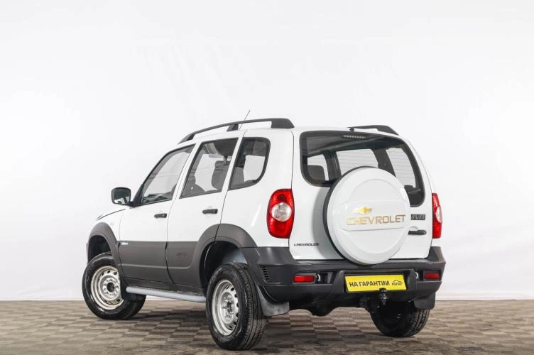 Chevrolet Niva 4 из 6