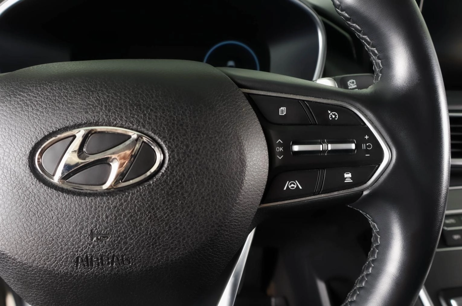 Hyundai Santa Fe 19 из 26