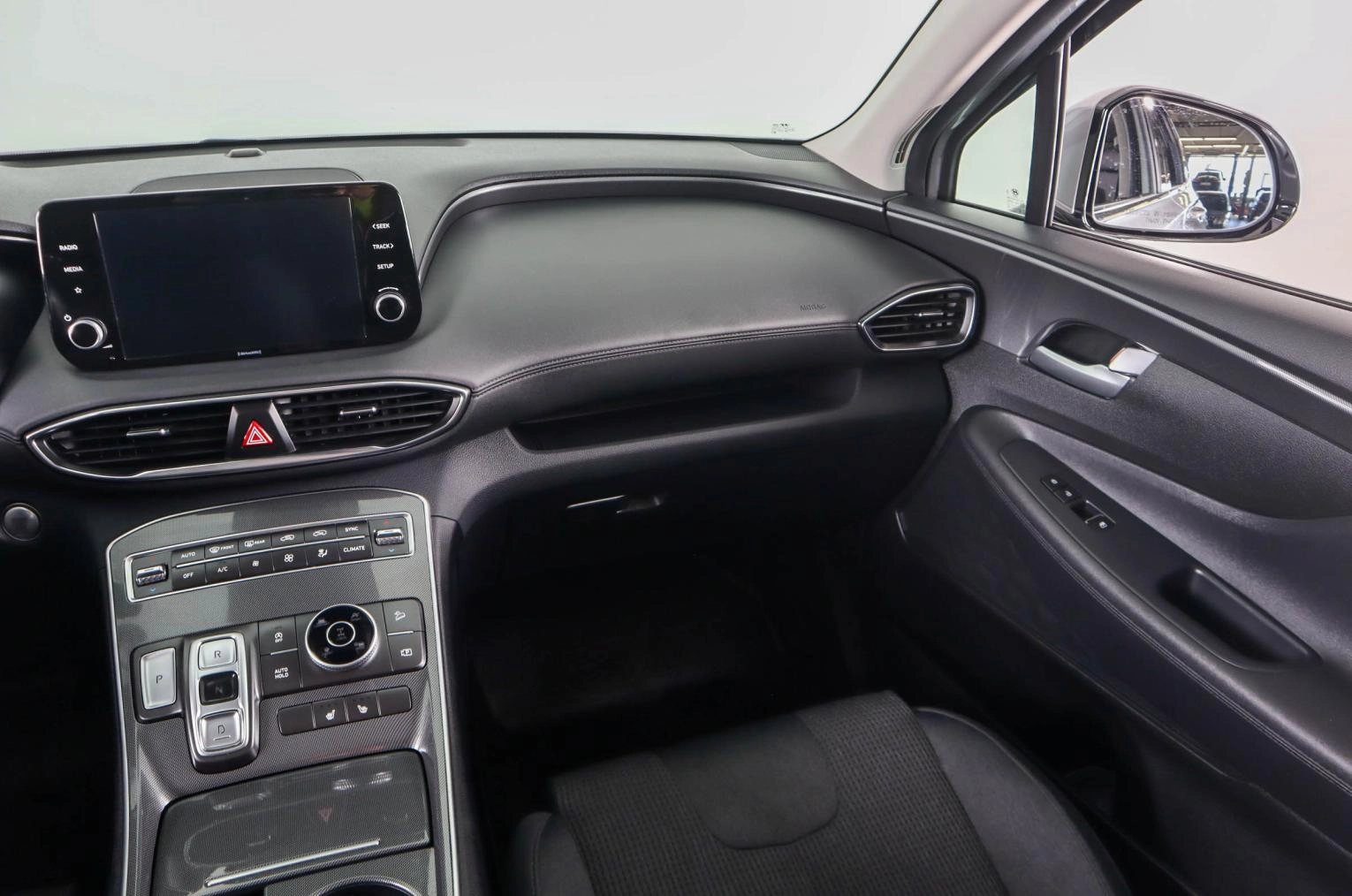 Hyundai Santa Fe 16 из 26