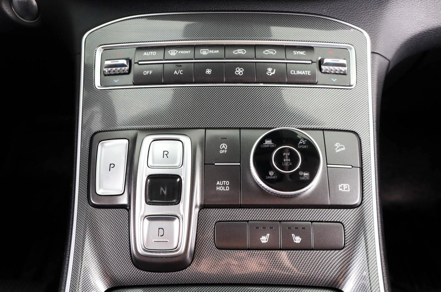 Hyundai Santa Fe 22 из 26