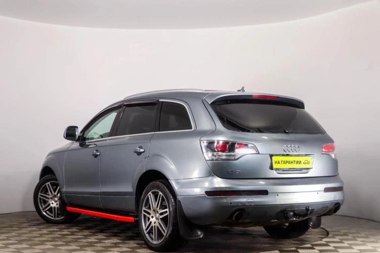 Audi Q7 6 из 6