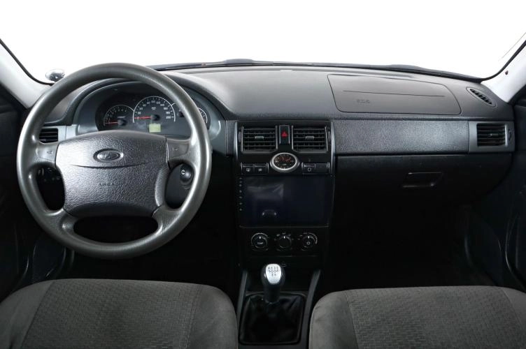 ВАЗ (LADA) Priora 12 из 21