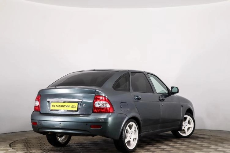 ВАЗ (LADA) Priora 4 из 6